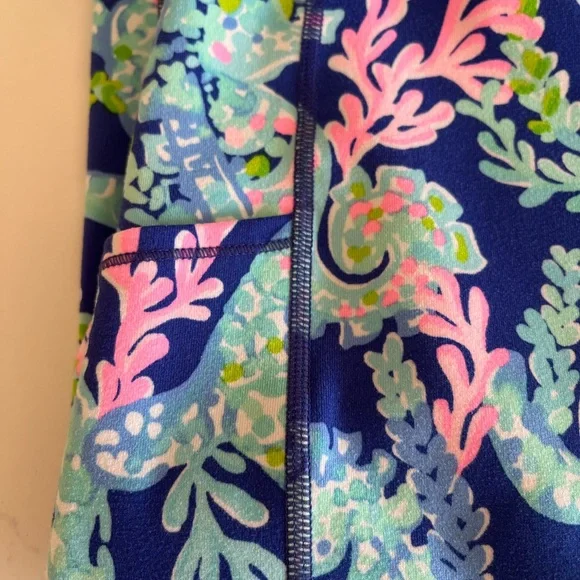 Lilly Pulitzer S luxletic Patterned with blue and pink Leggings - Picture 4 of 9